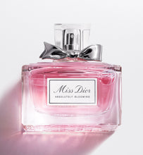 Load image into Gallery viewer, MISS DIOR ABSOLUTELY BLOOMING EAU DE PARFUM
